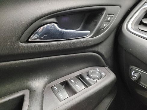 Used 2021 Chevrolet Equinox LT AWD/4WD image 27