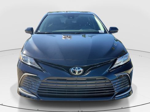 Used 2024 Toyota Camry LE FWD image 2