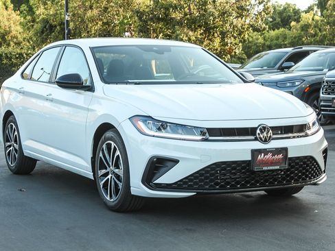New 2026 Volkswagen Jetta Sport FWD image 3