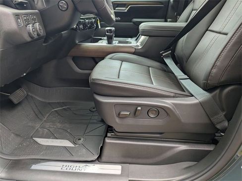 New 2026 Chevrolet Silverado 1500 High Country image 11