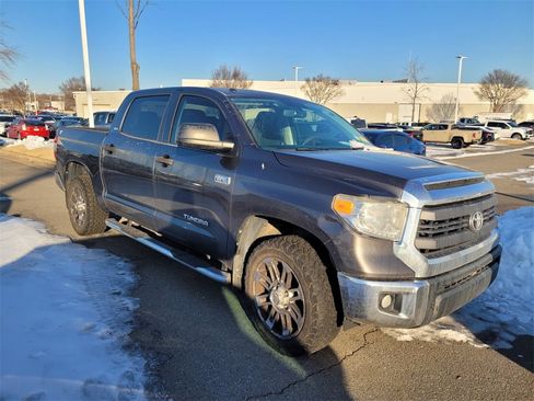 Used 2014 Toyota Tundra SR5 image 9