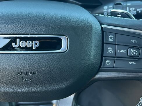 New 2025 Jeep Grand Cherokee Limited w/ Trailer Tow Package image 20