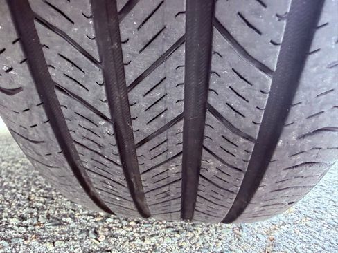 Used 2024 Lexus RX 350 Premium w/ Convenience Package image 18