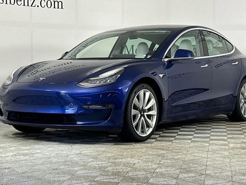 Used 2020 Tesla Model 3 Long Range AWD/4WD image 8