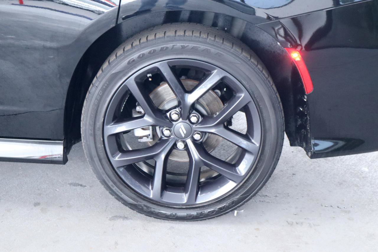 Used 2022 Dodge Charger GT w/ Driver Convenience Group RWD image 11