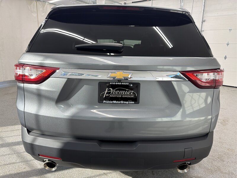 Used 2018 Chevrolet Traverse LS AWD/4WD image 6