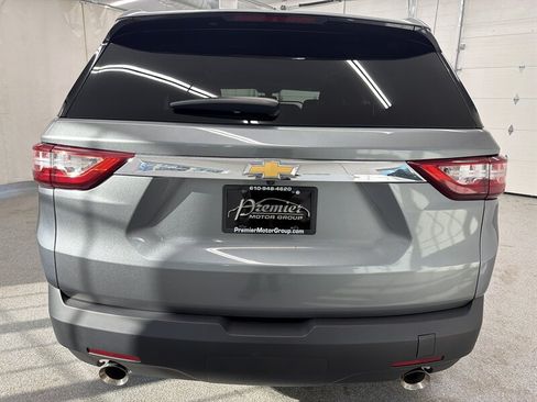 Used 2018 Chevrolet Traverse LS AWD/4WD image 6
