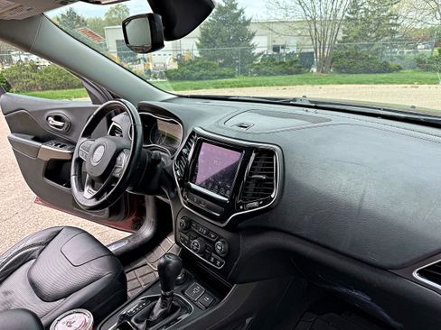 Used 2020 Jeep Cherokee Limited AWD/4WD image 20