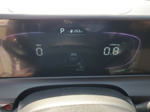 Used 2025 Kia Seltos S image 18