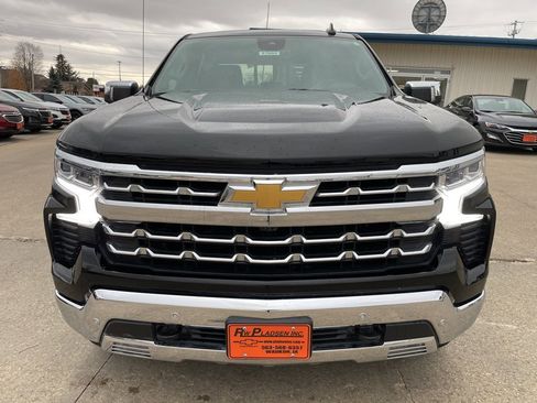 Used 2025 Chevrolet Silverado 1500 LTZ w/ LTZ Premium Package image 24