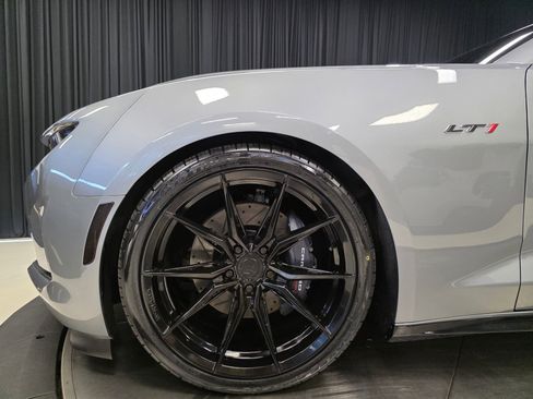 Used 2024 Chevrolet Camaro LT RWD image 61