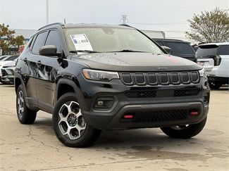 Used 2022 Jeep Compass Trailhawk w/ Trailhawk Elite Group video 2