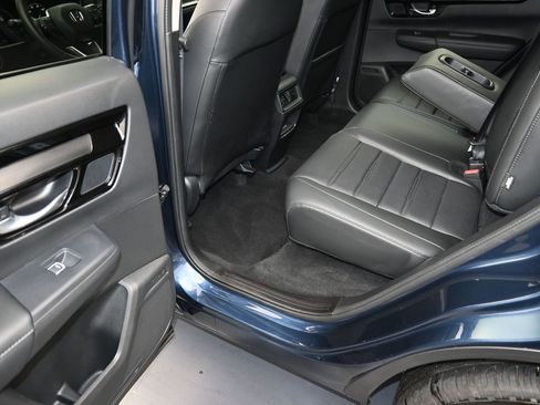 Used 2024 Honda CR-V EX-L image 12