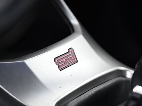 Used 2011 Subaru Impreza WRX STI image 31
