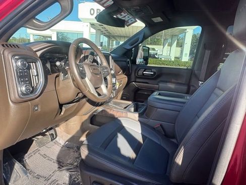 Used 2022 GMC Sierra 2500 Denali image 13