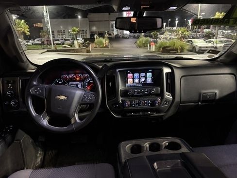 Used 2017 Chevrolet Silverado 2500 LT w/ LT Convenience Package image 12