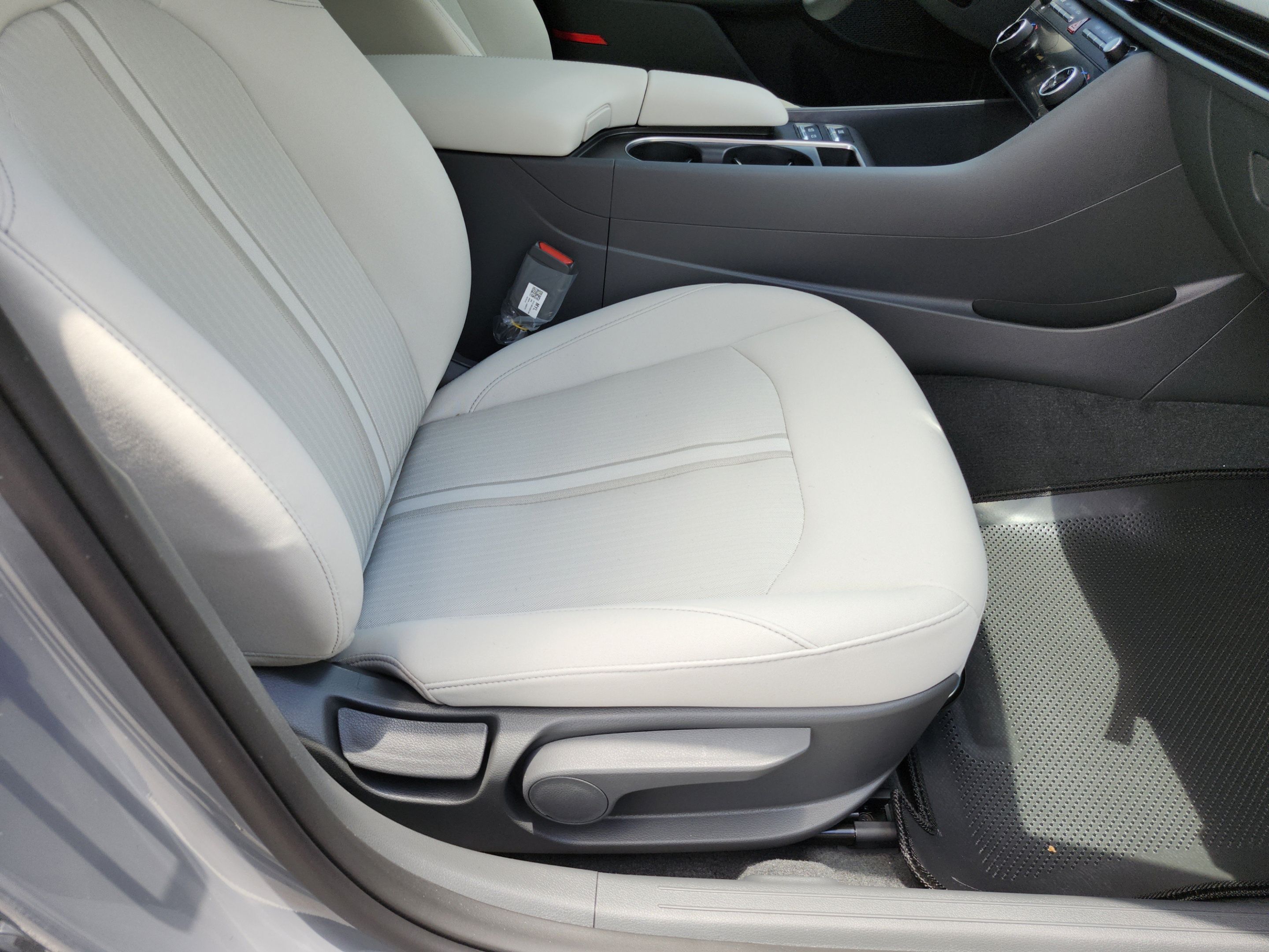 New 2026 Hyundai Sonata SEL FWD image 19