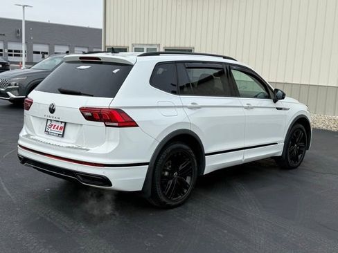 Used 2022 Volkswagen Tiguan SE R-Line image 7