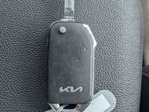 Used 2024 Kia Forte LXS FWD image 30