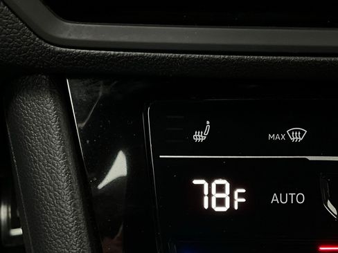 Used 2025 Volkswagen Jetta Sport image 26