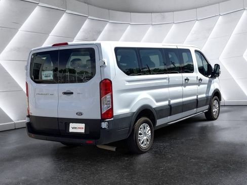 Used 2021 Ford Transit 350 XLT RWD image 4