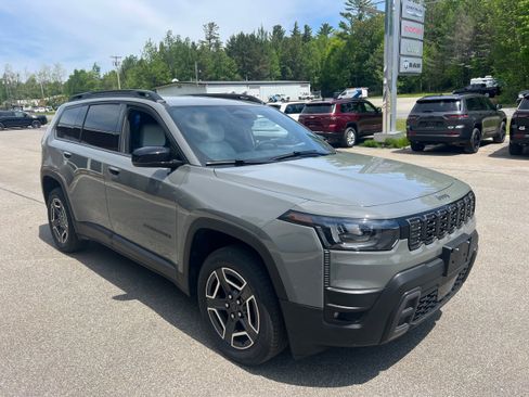 New 2026 Jeep Cherokee Limited AWD/4WD image 3