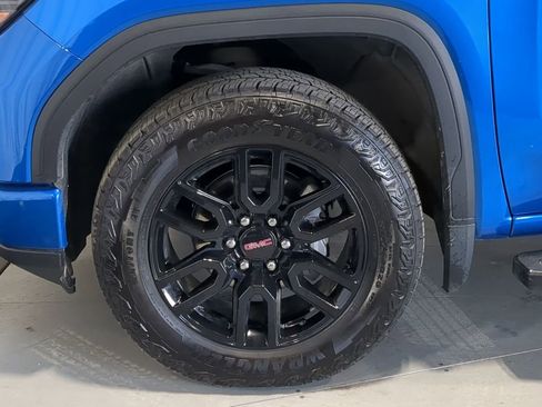 Used 2023 GMC Sierra 1500 Elevation w/ Preferred Package AWD/4WD image 14