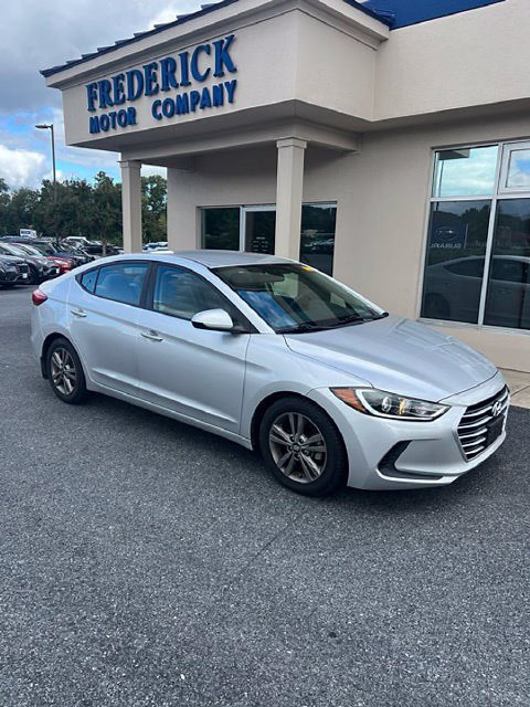 Used 2018 Hyundai Elantra SEL w/ Cargo Package FWD image 1