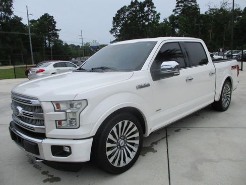 Used 2016 Ford F150 Platinum w/ Equipment Group 701A Luxury AWD/4WD image 22