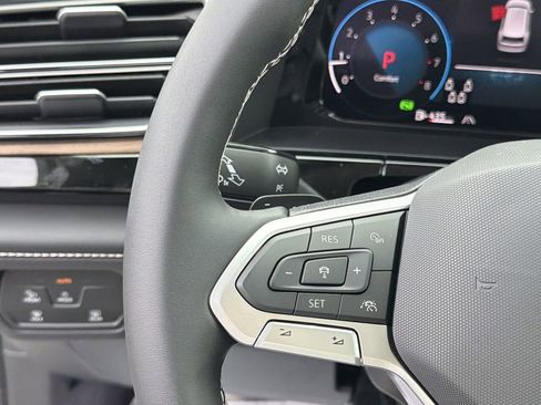 New 2026 Volkswagen Atlas SE FWD image 30
