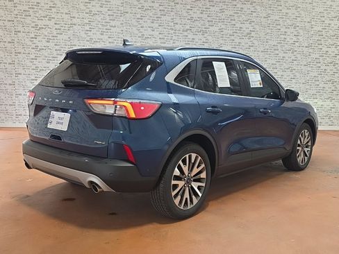 Used 2020 Ford Escape Titanium w/ Titanium Premium Package 2.0 image 9