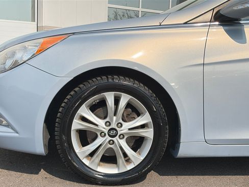 Used 2013 Hyundai Sonata Limited FWD image 10