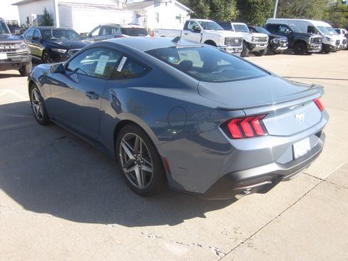 New 2026 Ford Mustang Premium image 4