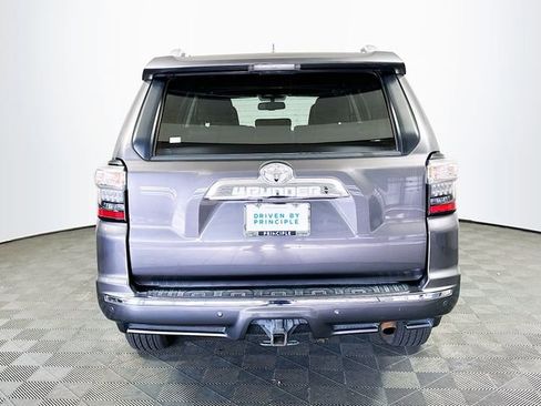 Used 2016 Toyota 4Runner Limited image 8