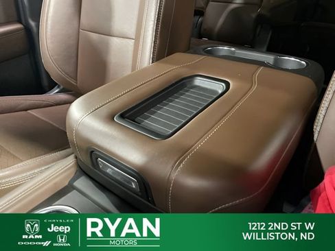 Used 2021 Chevrolet Suburban High Country w/ Max Trailering Package AWD/4WD image 31