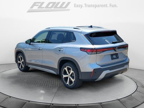 New 2026 Volkswagen Tiguan SE FWD image 5
