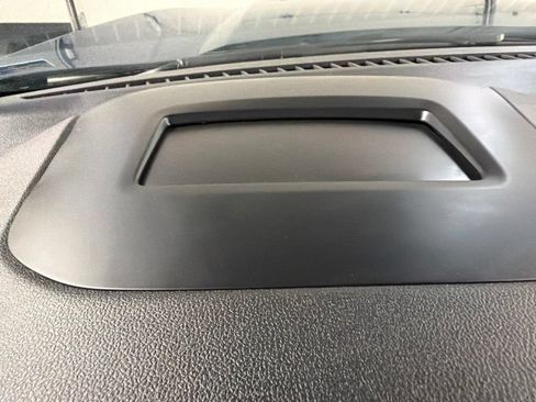 Certified 2020 Ford Escape Titanium AWD/4WD image 25