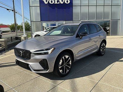 New 2026 Volvo XC60 B5 Plus w/ Protection Package Premier AWD/4WD image 3