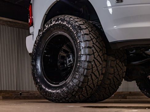 Used 2023 RAM 3500 Laramie image 16