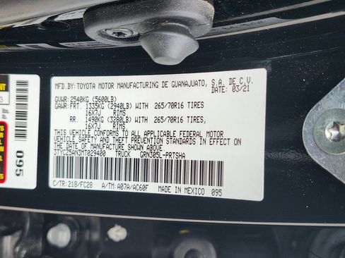 Used 2021 Toyota Tacoma SR5 w/ Trail Edition AWD/4WD image 29