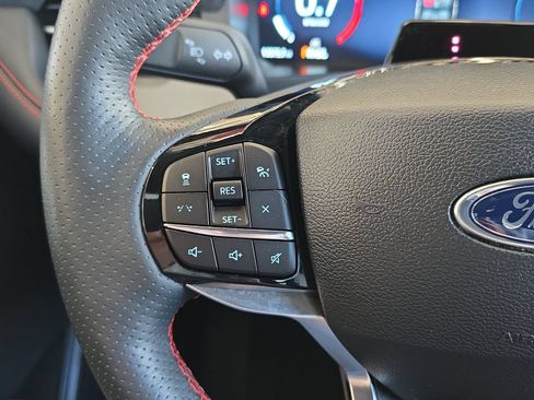 Used 2025 Ford Explorer ST-Line AWD/4WD image 20