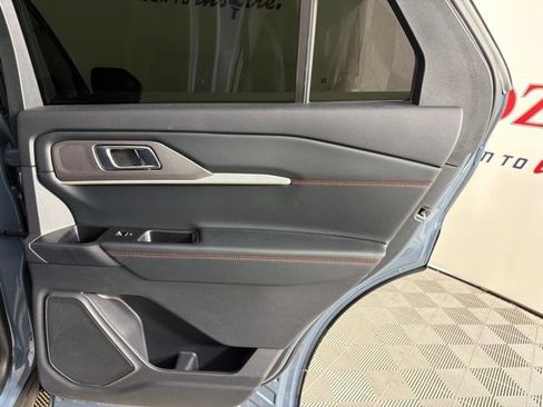 Used 2025 Ford Explorer ST-Line RWD image 39