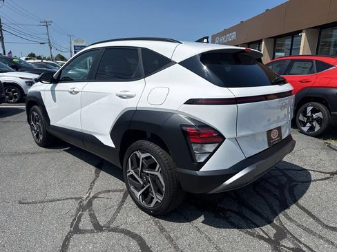 Used 2026 Hyundai Kona SEL Premium AWD/4WD image 6