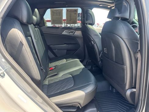 Used 2025 Kia Sportage X-Pro AWD/4WD image 12