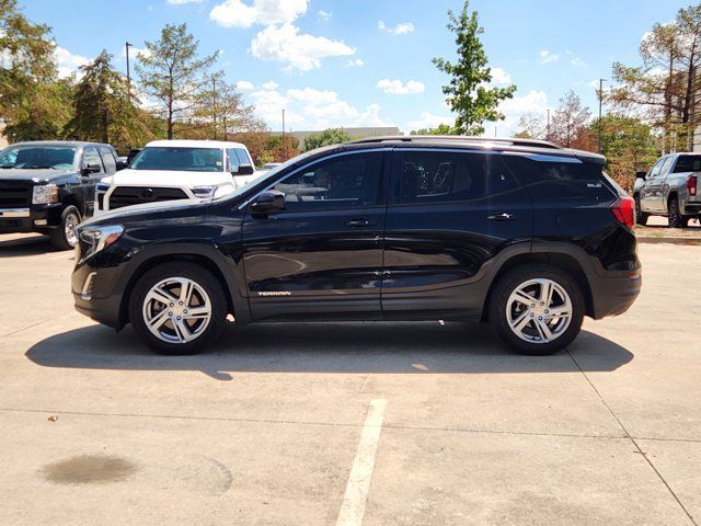 Used 2018 GMC Terrain SLE w/ Driver Convenience Package FWD image 4