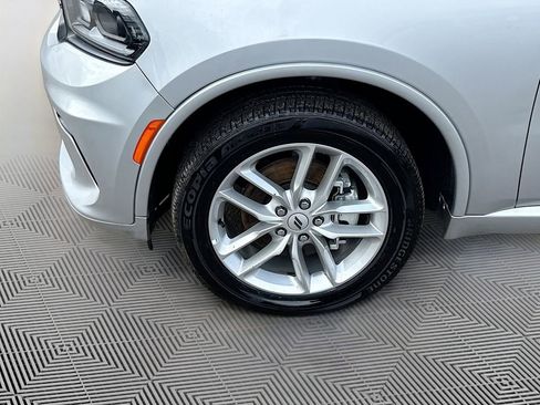 Used 2025 Dodge Durango GT AWD/4WD image 36