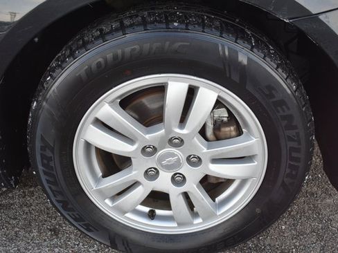 Used 2014 Chevrolet Sonic LT image 37