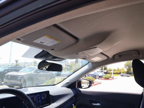 New 2026 Nissan Sentra SV w/ Floor Mat Package FWD image 13