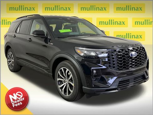 New 2026 Ford Explorer ST-Line image 1