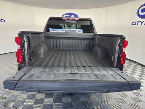 Used 2021 Chevrolet Silverado 1500 High Country w/ Technology Package AWD/4WD image 35
